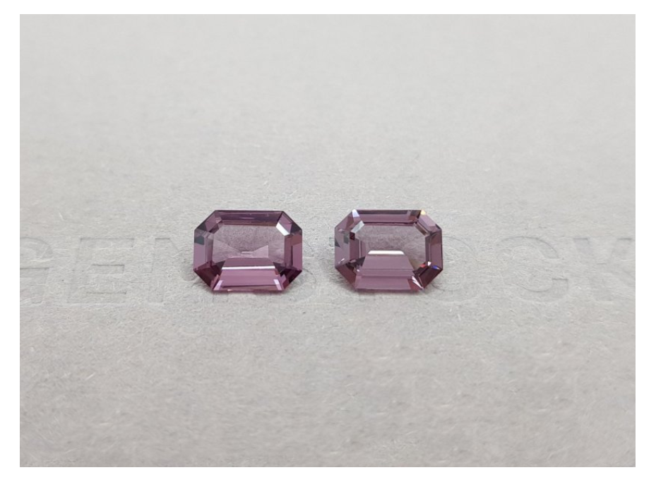 Purple spinels pair