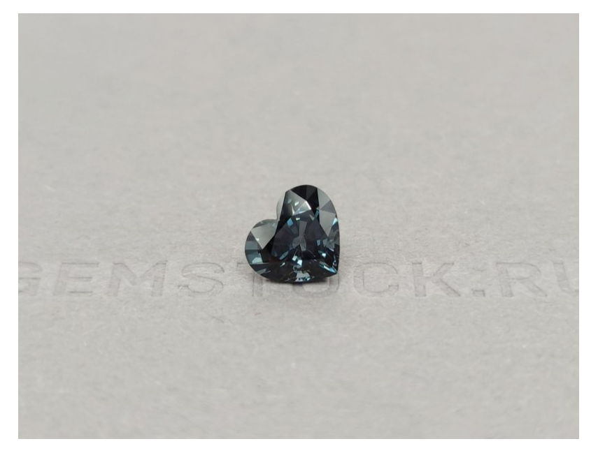 Spinel Blue with greenish tint