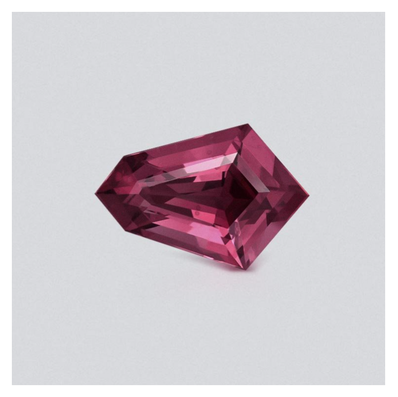 Purple spinel