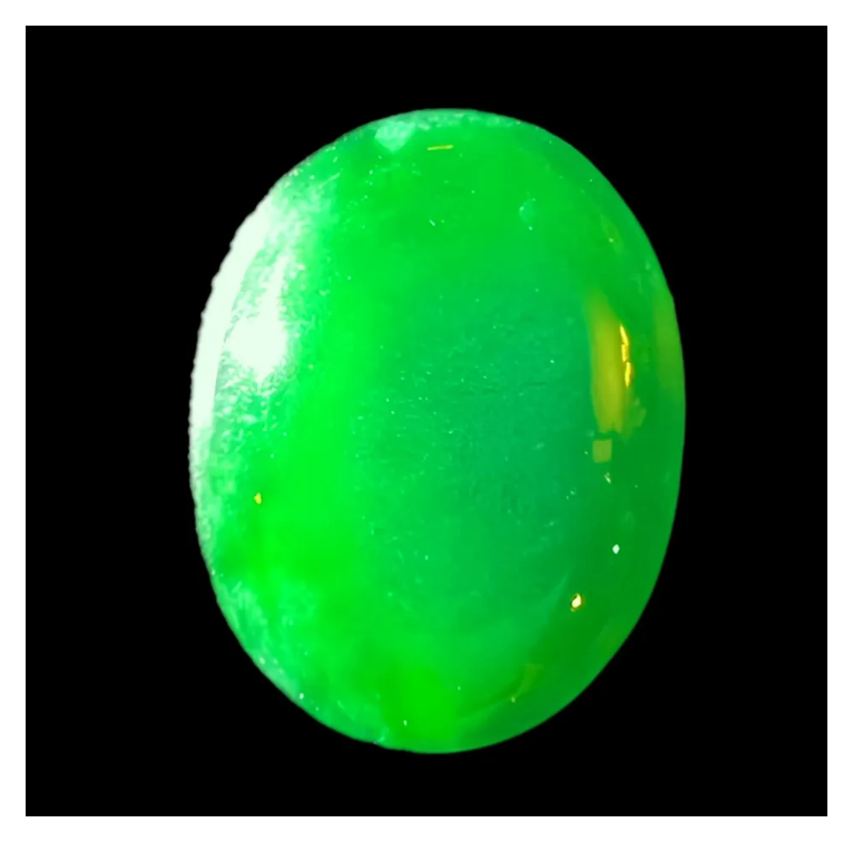 Imperial Green Color Jade Type A