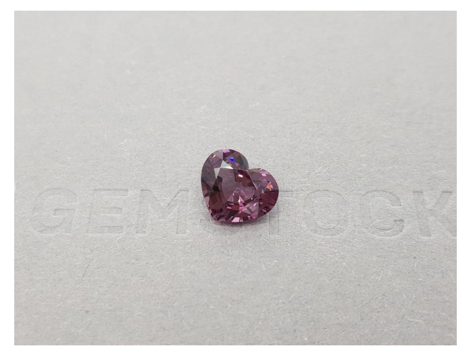Intense purple spinel