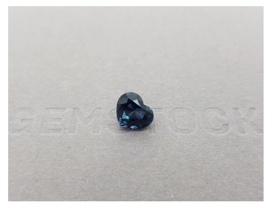 Intense blue spinel