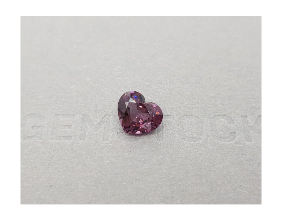 Intense purple spinel