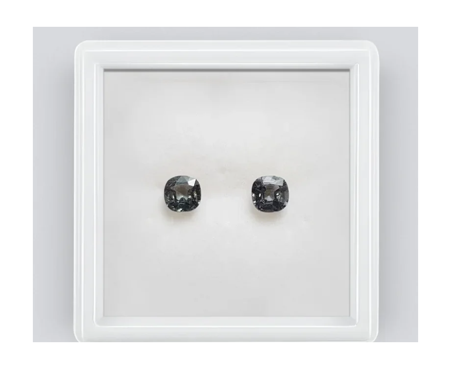 Steel spinels pair