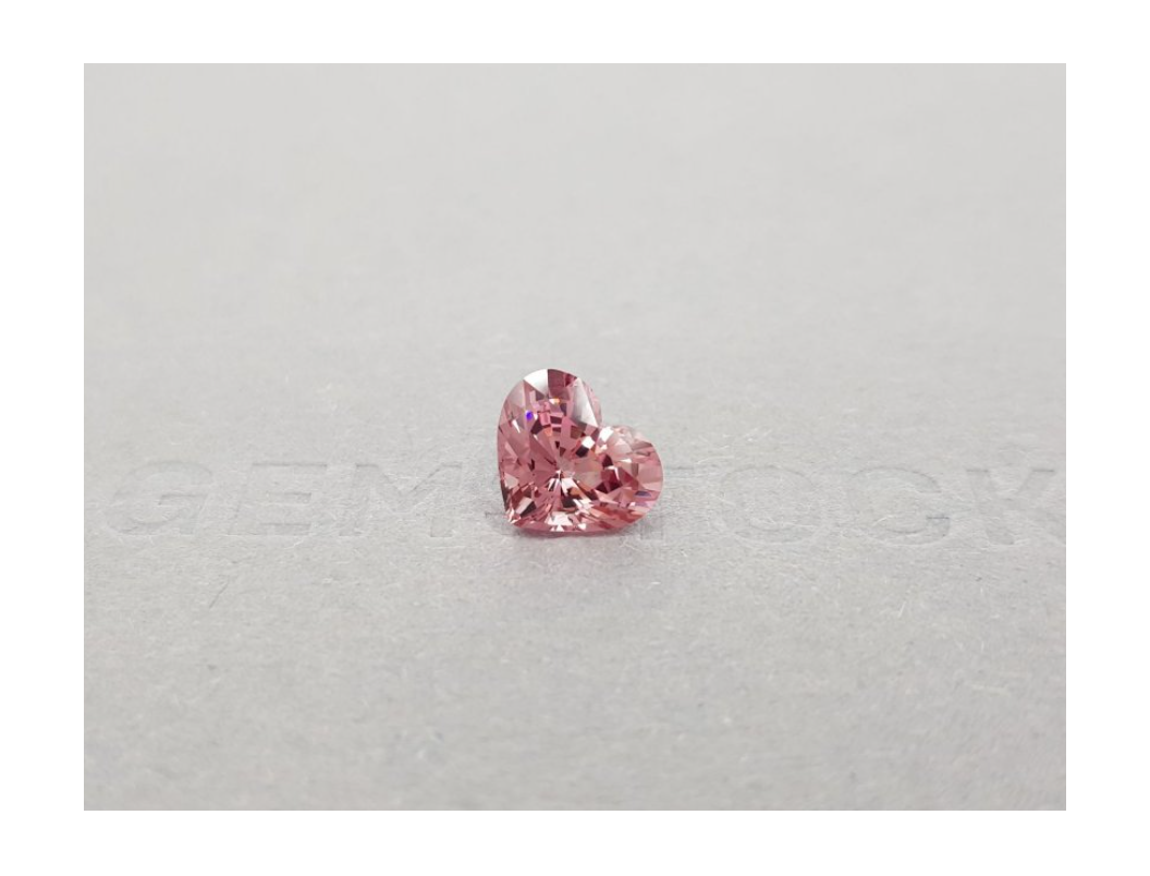 Pink spinel with orange tone
