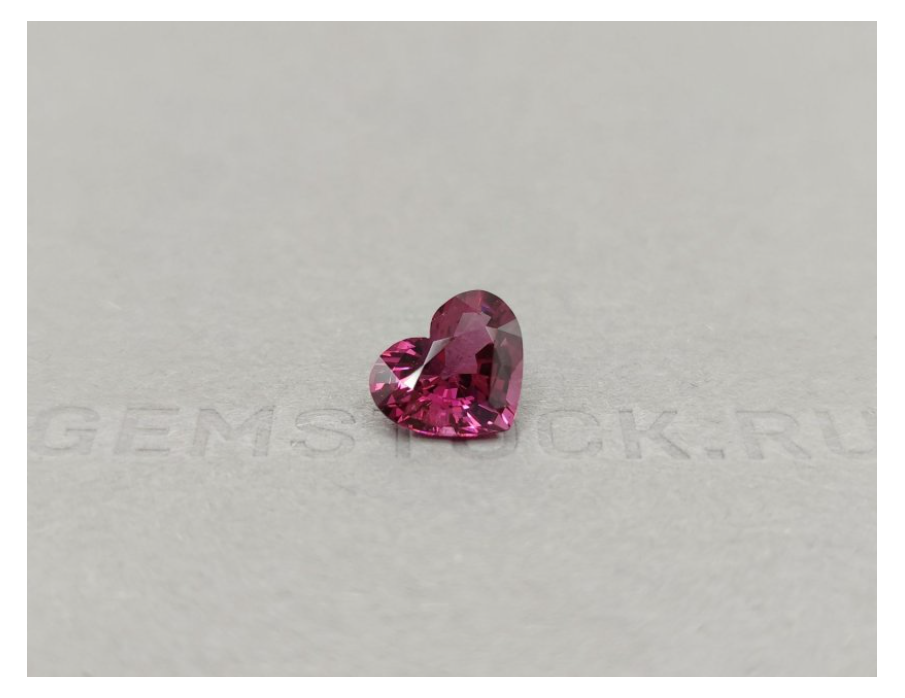 Pinkish red spinel